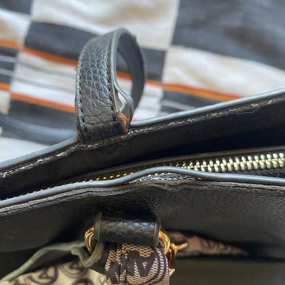 Anne Klein Large Shoulder Bag Tote. Black. Bandana & keychain Wallet. Pleather. - Picture 13 of 16